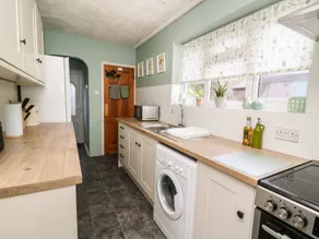 Cornerways, 8 North Lane - Private kitchen