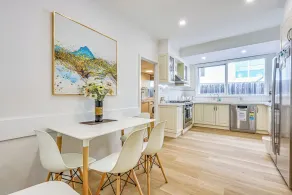 StayAU Pet-Friendly 4BR Retreat in Balwyn North - Privat køkken