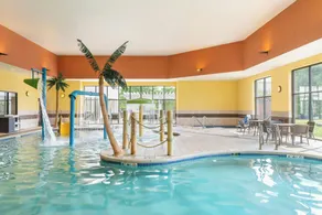 Courtyard by Marriott Madison West / Middleton - Piscine