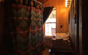 Bald Mountain Camps Resort - Badezimmer