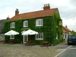 Wentworth arms - Image 1