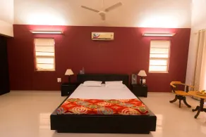Shetty Farms - Room