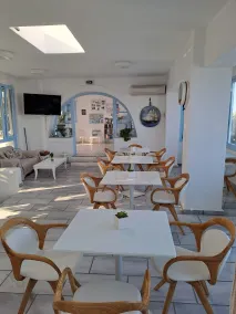 Stratos Apartments & Studios - Coin salon dans le hall