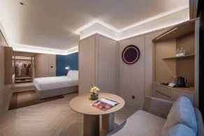 深圳罗湖口岸国贸桔子水晶酒店 - Room