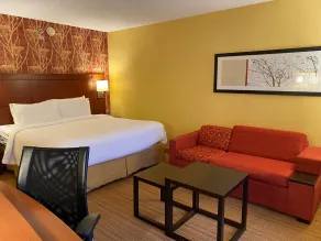 Spark by Hiton Bettendorf Quad Cities - Room