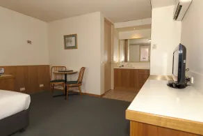 Echuca Nirebo Motel - Room