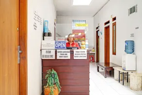 Hotel O Srimahi Residence - Recepción