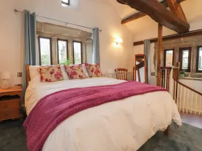 Casa rural con jardín - Habitación