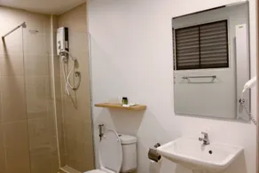 Bangsaen Villa - Bathroom