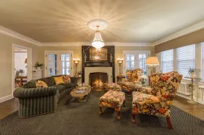 Knob Hill Bed & Breakfast - Zona de estar del vestíbulo