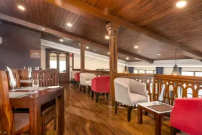 The Chinar Resort & Spa, Pahalgam - Restaurant