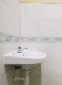 Hotel O Wisma Langen Werdhasih - Salle de bain
