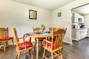 2 Mi to The Marketplace: Spring Valley Apartment - Intérieur