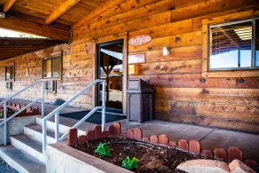 Red Stone Inn - Entrée intérieure