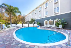 La Quinta Inn & Suites by Wyndham St. Augustine - Piscine