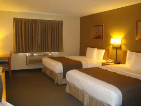 Boarders Inn & Suites by Cobblestone Hotels - Faribault - Zimmer