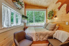 Serene Couple's Escape w/ Fire Pit in Mt Pleasant - Interiør