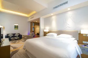 Four Points by Sheraton Manado - Room