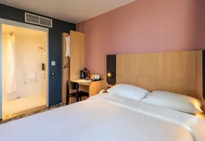 B&B HOTEL Calais Terminal Cité Europe 3 étoiles - Chambre