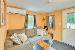 Cozy Brownville Cabin: 2 Mi to Schoodic Lake! - Innenbereich