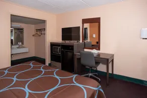 Super 8 by Wyndham Black Mountain Asheville East - Rum