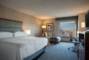 Sheraton Kansas City Hotel at Crown Center - Chambre
