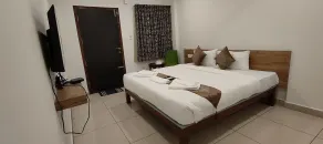 Hotel Amulya Regency - Room