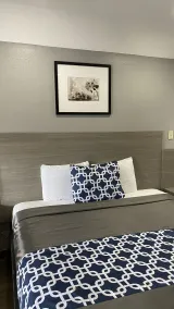 Island Suites Hobby Airport - Chambre
