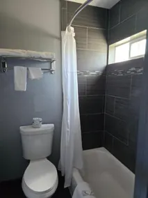 WINE COUNTRY INN  - Badezimmer