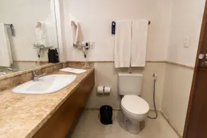 Hotel Caiuá Premium Umuarama - Baño