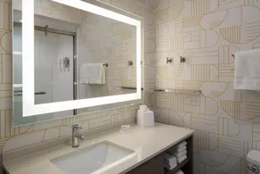 Home2 Suites By Hilton Montgomery Downtown - Bathroom