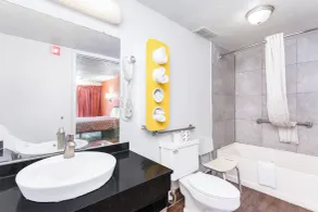 Relax Inn by OYO Columbus OH I 70 - Salle de bain