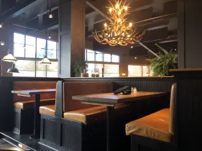 Fairmont Hot Springs Resort - Restaurant