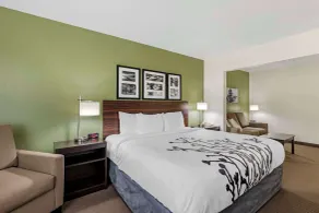 Sleep Inn & Suites Charles City - Rum