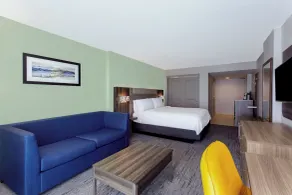 Holiday Inn Express & Suites Oceanfront Daytona Beach Shores by IHG - Chambre