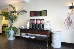 Hampton Inn & Suites Redding - Restaurant