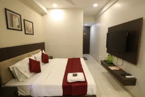 Hotel Privya Surat By Heven Management - Room
