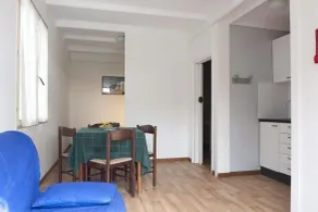 Mobil home avec barbecue et jardin - Coin séjour