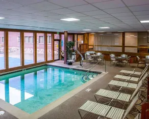 Quality Inn & Suites Goshen - Piscine
