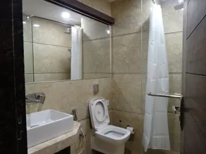The Mystic Palms - Bathroom