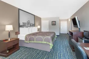 Super 8 by Wyndham Oklahoma City - Chambre