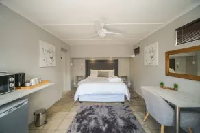 Lido Living - Room