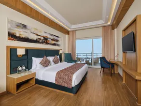 Regenta Place Dalhousie Just 500 Meters Walkable from Mall Road - Room