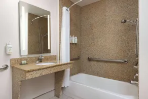 La Quinta by Wyndham Bakersfield North - Salle de bain