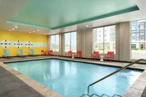 Tru by Hilton Florence I-95 - Piscine