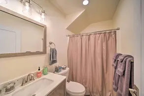 River Acres Retreat w/ Grill & River Access! - Interior