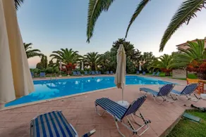 Helena Inn - Basseng