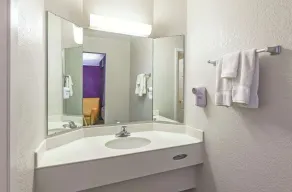 La Quinta Inn by Wyndham Midland - Salle de bain