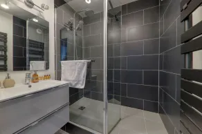 123home -The Outlet - Bathroom