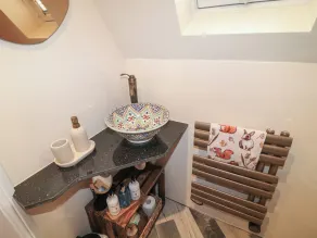 Sunflower Lodge - Bathroom